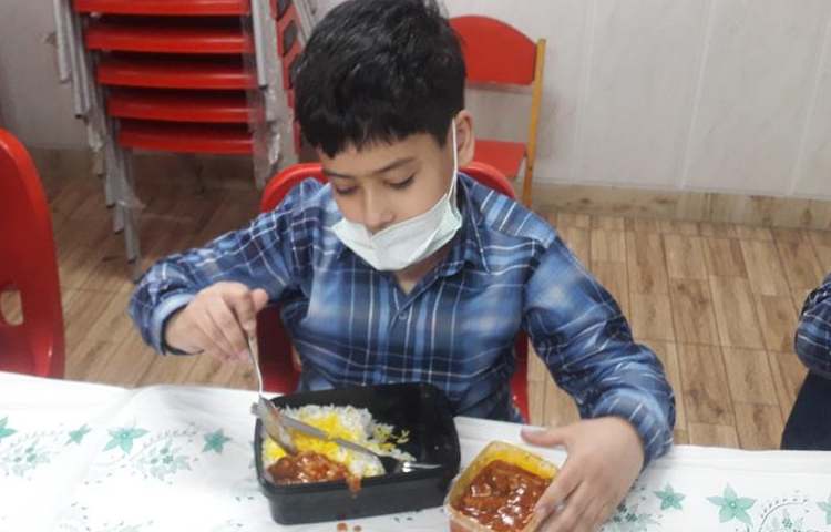 ناهار خوشمزه دبستان علوی 1