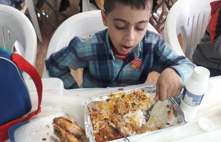ناهار خوشمزه دبستان علوی 10