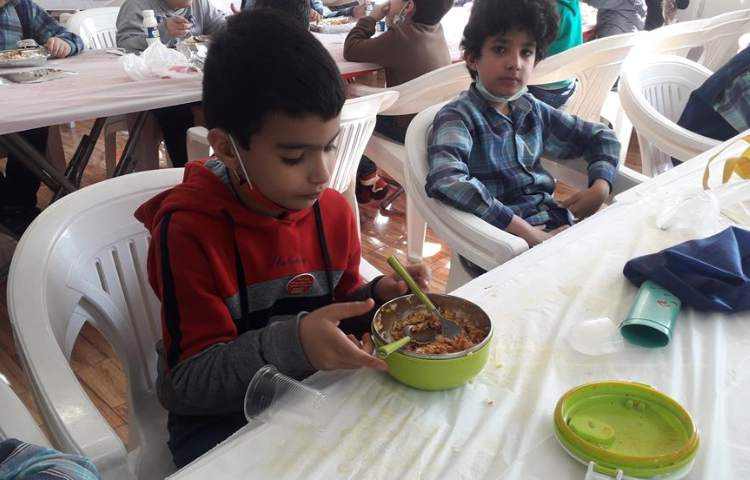 ناهار خوشمزه دبستان علوی 12