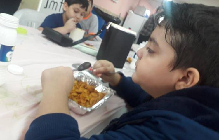 ناهار خوشمزه دبستان علوی 1401 10