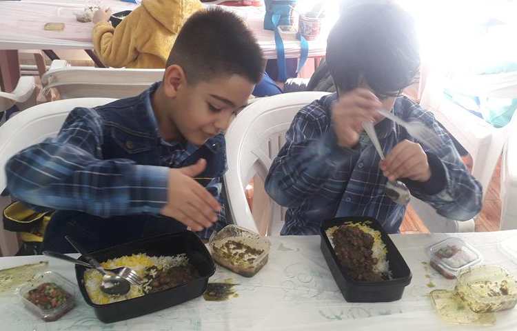 ناهار خوشمزه دبستان علوی 2