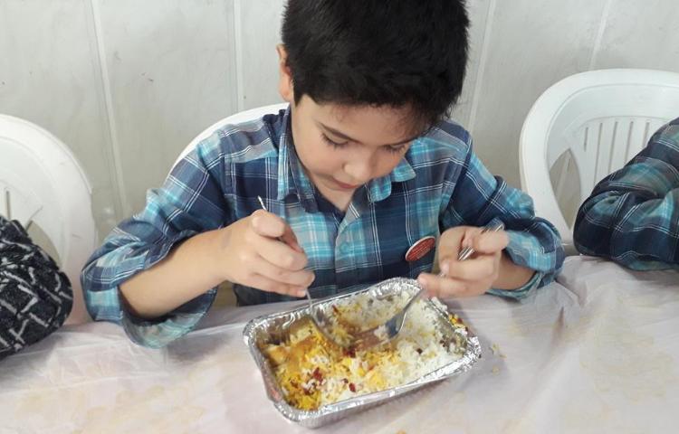 ناهار خوشمزه دبستان علوی 3