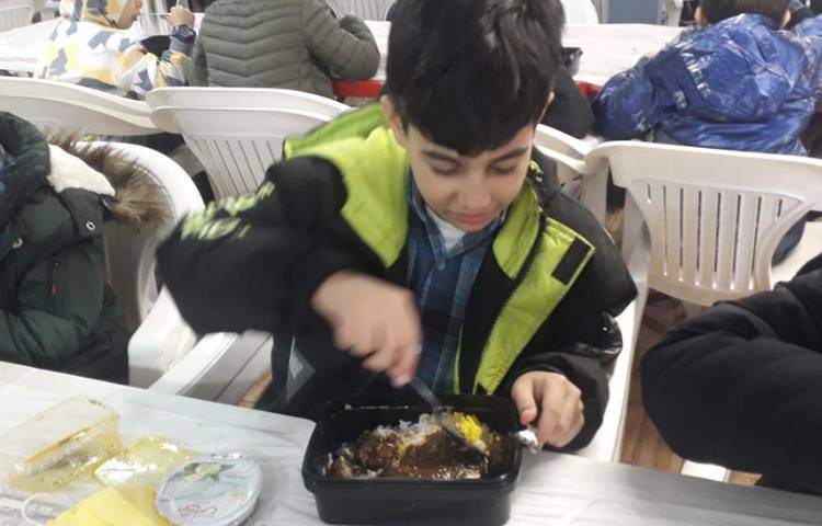 ناهار خوشمزه دبستان علوی 3