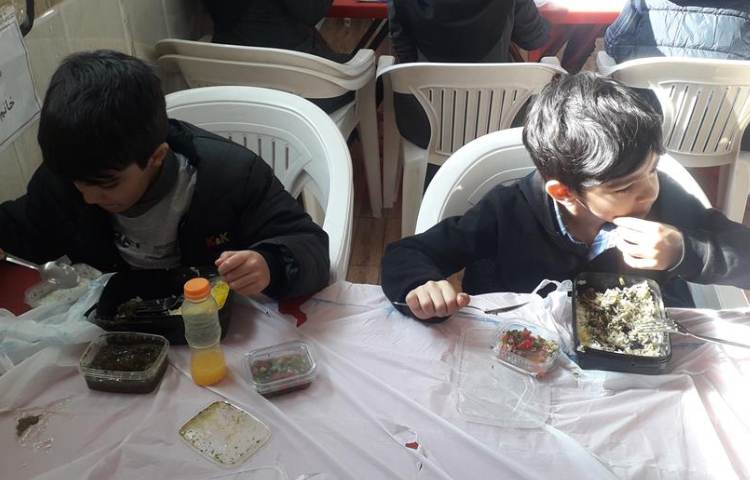 ناهار خوشمزه دبستان علوی 4