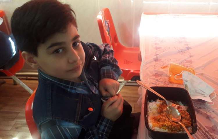 ناهار خوشمزه دبستان علوی 4