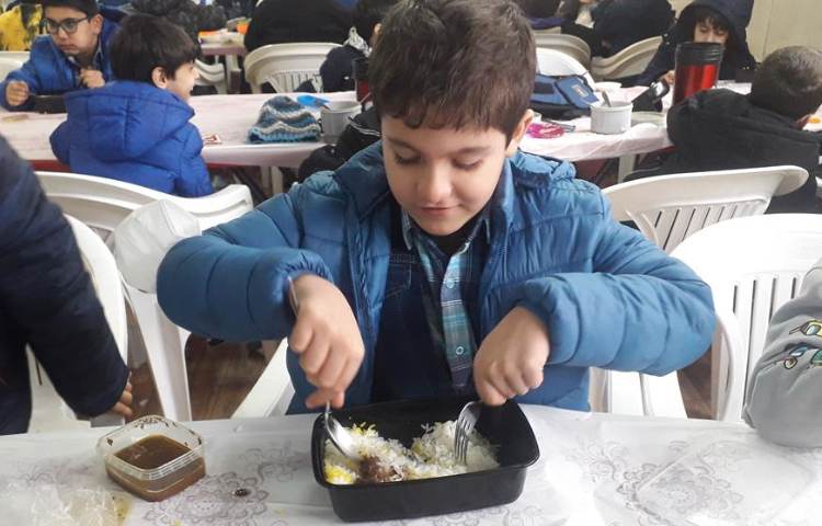 ناهار خوشمزه دبستان علوی 5