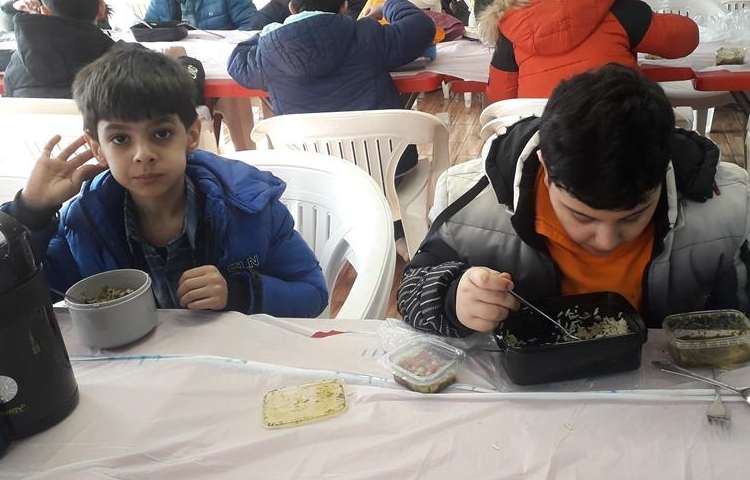 ناهار خوشمزه دبستان علوی 5