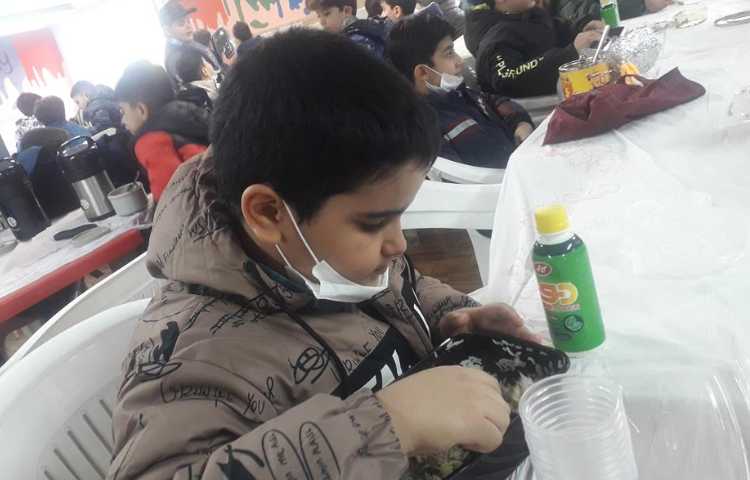 ناهار خوشمزه دبستان علوی 7