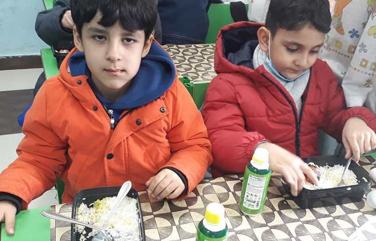 ناهار روز چهارشنبه دبستان علوی 16