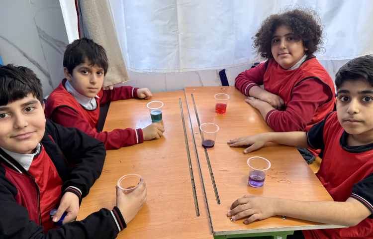 نبرد اسید و باز در هفته ملی علوم 2