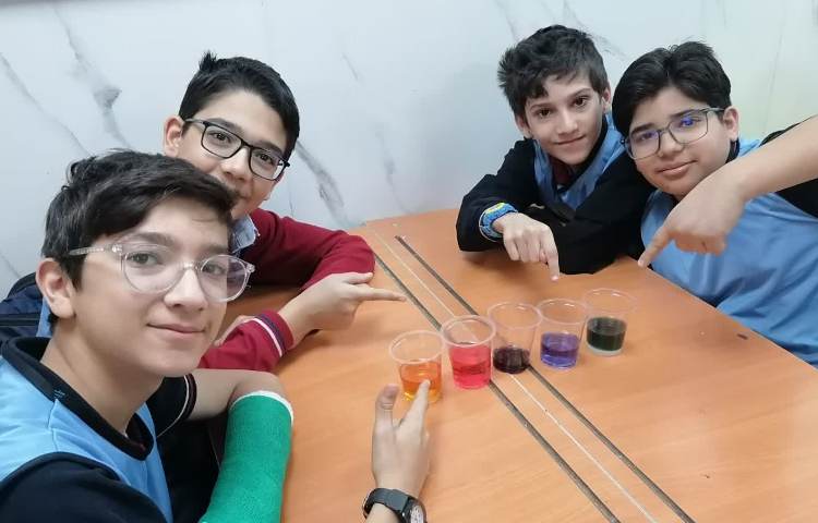 نبرد اسید و باز در هفته ملی علوم