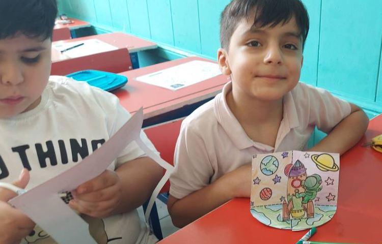 نجوم 9