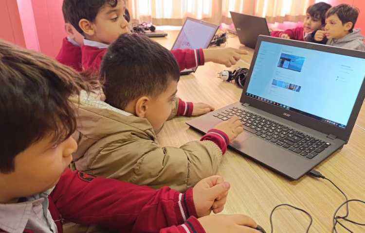 نحوه تغییر پس زمینه میزکار یا همان دسکتاپ 2