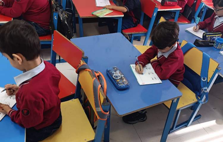 نحوه در دست گرفتن موس با دست راست و دست چپ، انجام تمرین صفحه 37 کتاب رایانه 1