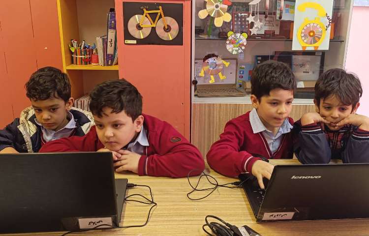 نحوه ساخت پوشه، تغییر نام و حذف پوشه 3