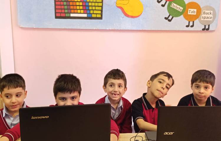 نحوه کشیدن خط راست و خط خمیده در نرم افزار نقاشی 14