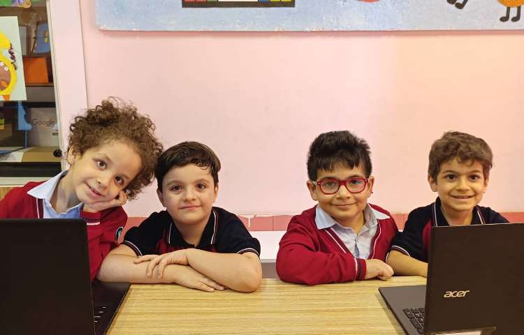 نحوه کشیدن خط راست و خط خمیده در نرم افزار نقاشی 2