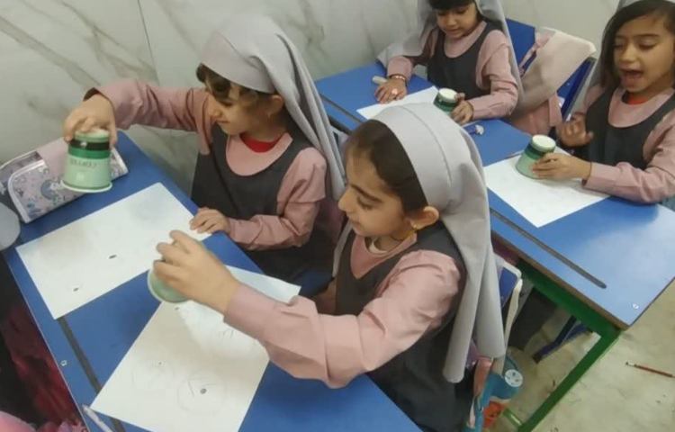 نشانه الفبایی ر 4