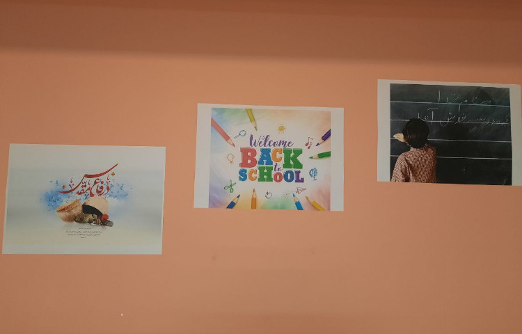 نصب پوستر و بنر به مناسبت شروع مهر و هفته دفاع مقدس 4