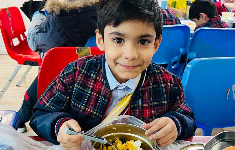 نظارت بر آداب غذاخوردن 1