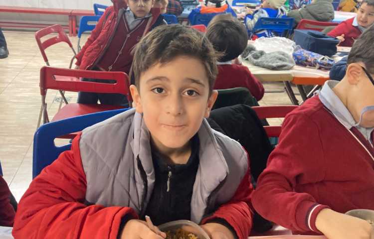 نظارت بر آداب غذاخوردن 2