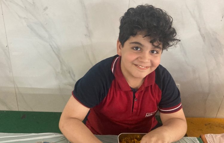 نظارت بر آداب غذاخوردن 2