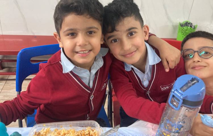 نظارت بر آداب غذاخوردن 4