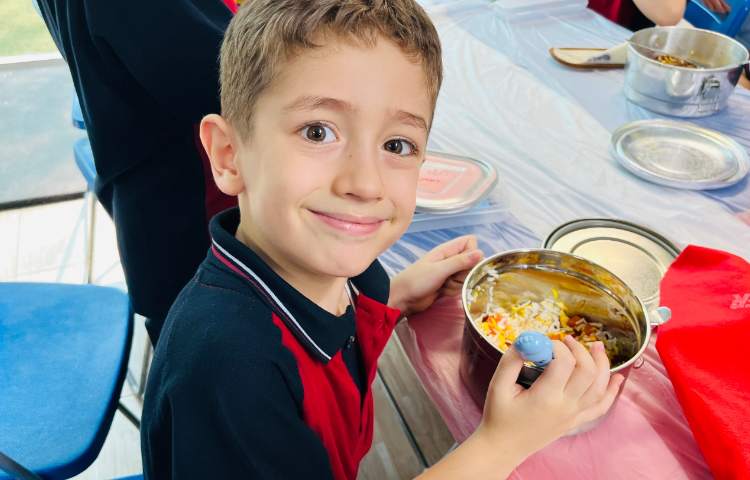 نظارت بر آداب غذاخوردن 5