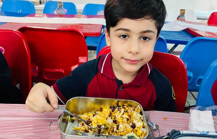 نظارت بر آداب غذاخوردن 6