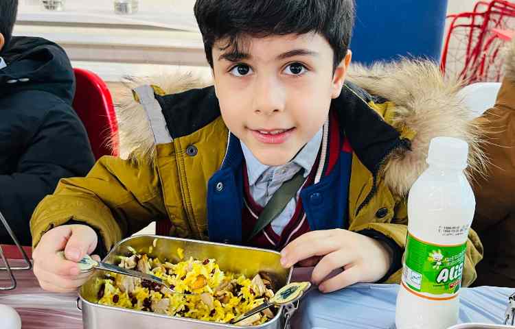 نظارت بر آداب غذاخوردن 6