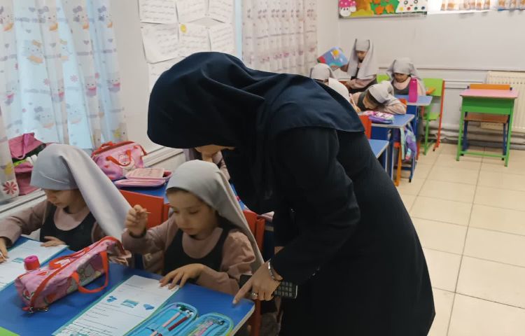 نظارت بر برگزاری آزمون مداد سیاه 3