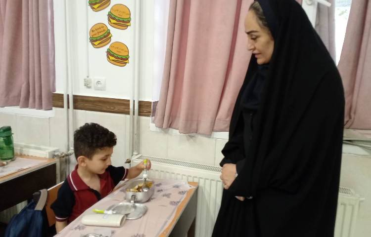 نظارت بر بهداشت زنگ نهار 1