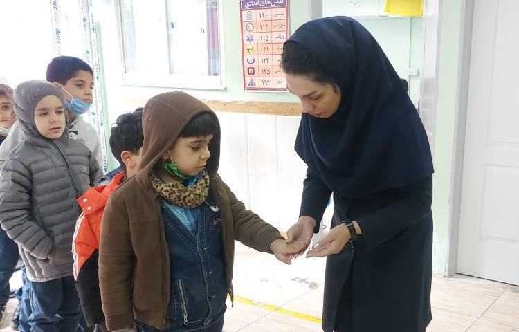 :نظارت بر بهداشت فردی و هفتگی دانش آموزان 3