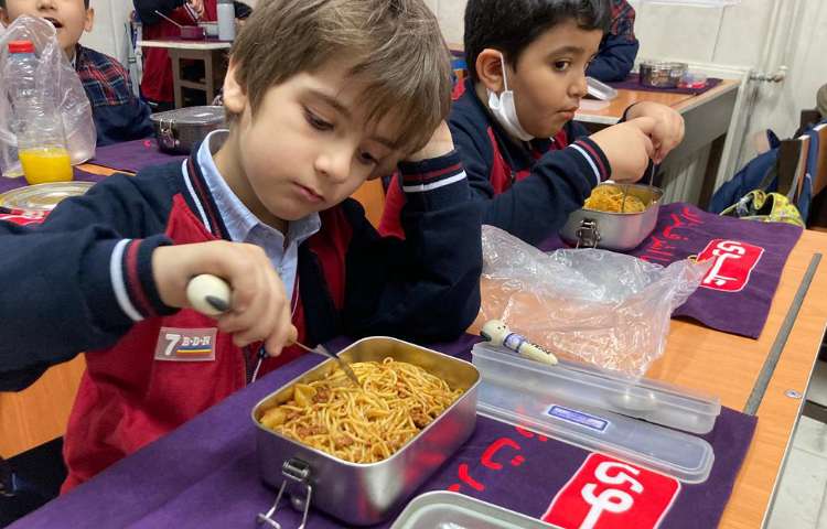 نظارت بر زنگ ناهار 5