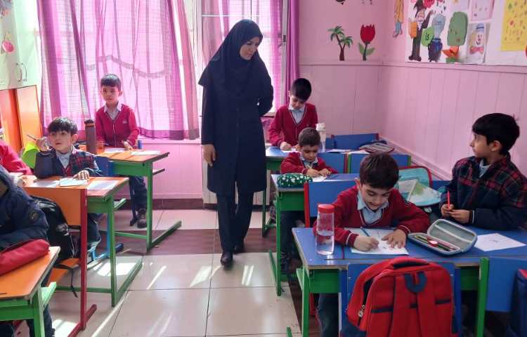 نظارت بر عملکرد آموزشی توسط معاون آموزشی 3