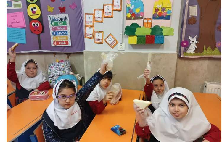 نظارت بر لقمه صبحانه 3