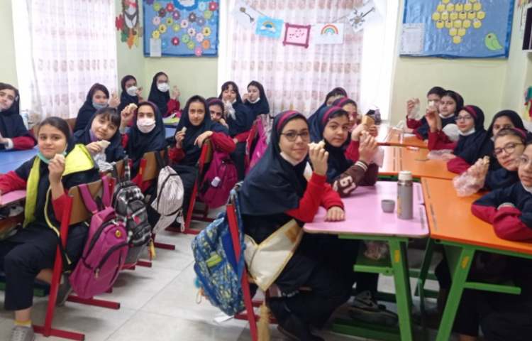 نظارت بر لقمه ی صبحانه ی مادرانه 6