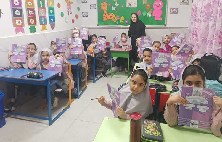 نظارت بر نحوه برگزاری آزمون مدادرنگی 1 2