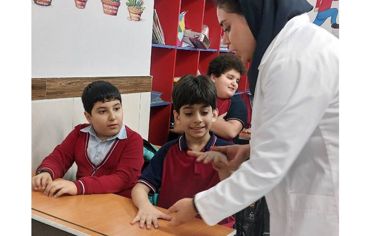 نظارت زنگ ناهار و بهداشت فردی 4
