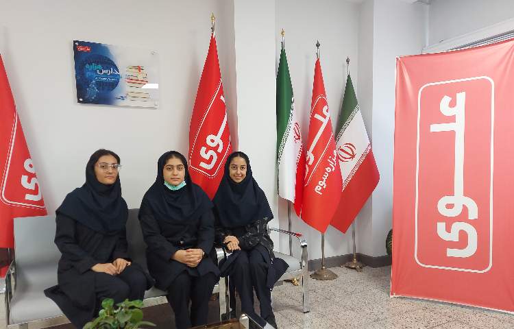 نفرات برتر آزمون 12 آبان پایه دهم 2