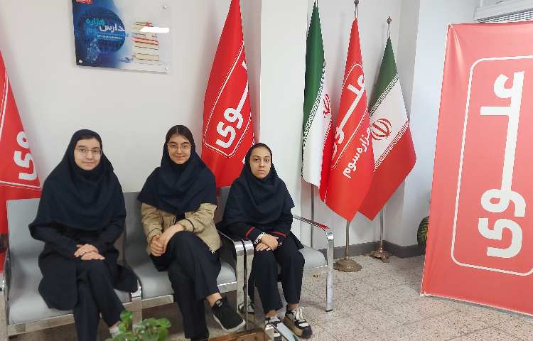 نفرات برتر آزمون 12 آبان پایه دهم 3