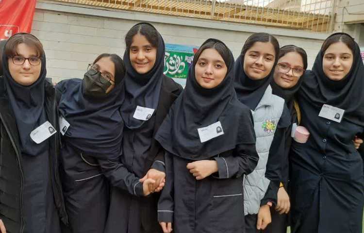 نفرات برتر پایه هشتم 3