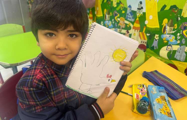 نقاشی:تبدیل دست به پرنده