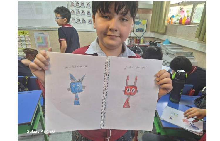 نقاشی آزاد پایه سوم