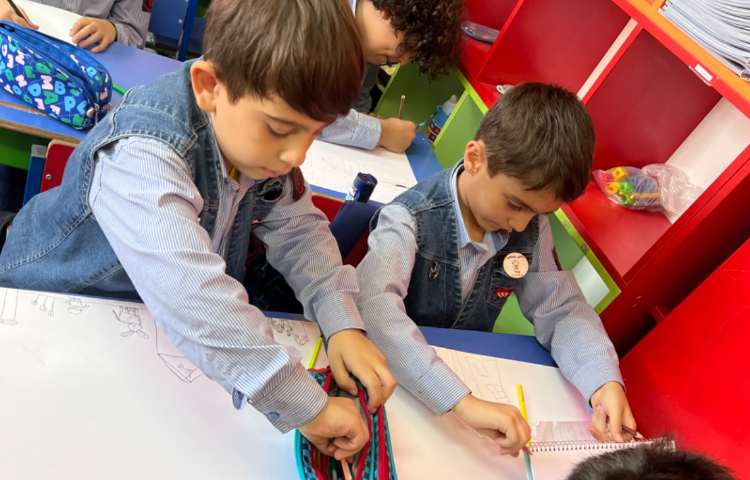 نقاشی ازداستان جان شما کجاست 23