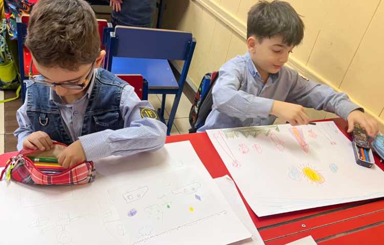 نقاشی ازداستان جان شما کجاست 8