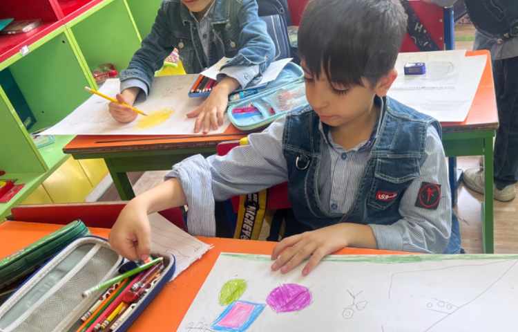 نقاشی ازداستان خوانده شده 1