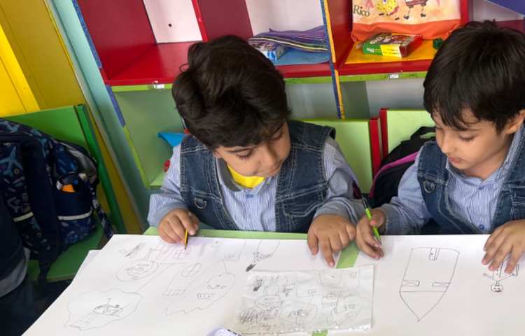 نقاشی ازداستان خوانده شده 3