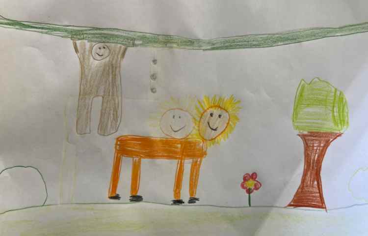 نقاشی از جنگل طبقه ای همراه حیوانات مختلف 5