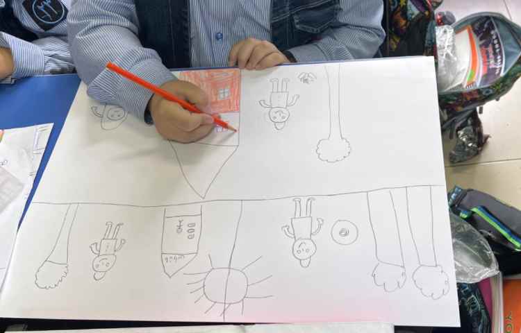 نقاشی از داستان خوانده شده 20